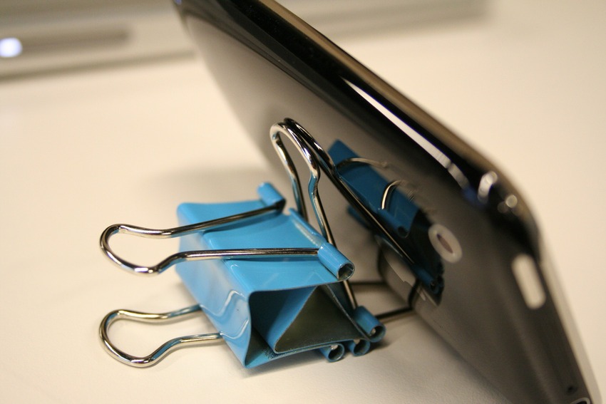 binder clips phone stand